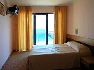 Bijou 3* ラヴダ
