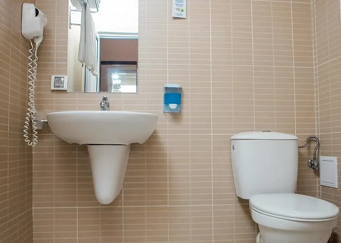 Bijou Хотел Равда